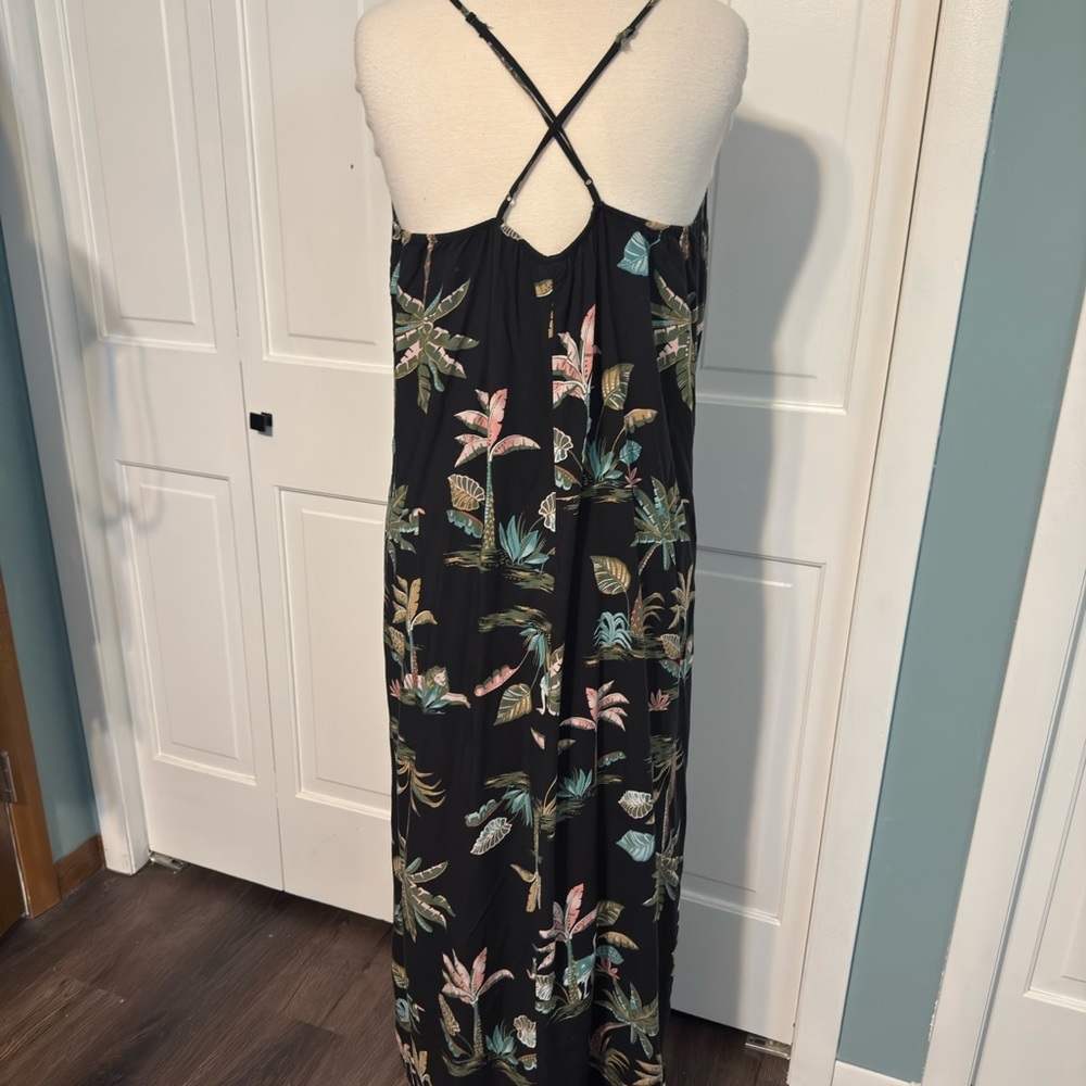 Old Navy Floral tropical Print maxi Dress w criss cross back straps Sz XL - Picture 3 of 4